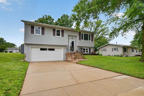 203 Elm Street, Waverly, IA, 50677 | Card Image