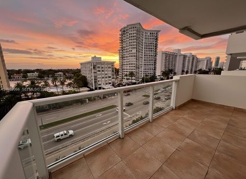 720-5601 Collins Ave, Miami Beach, FL, 33140 | Card Image