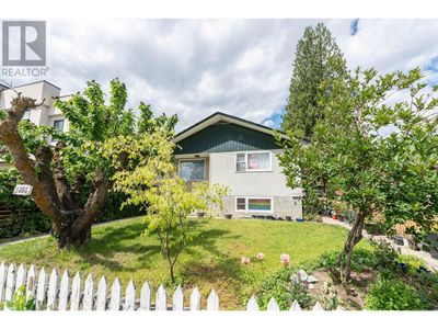 1280 Ethel St, House other with 4 bedrooms, 2 bathrooms and 1 parking in Kelowna BC | Image 3