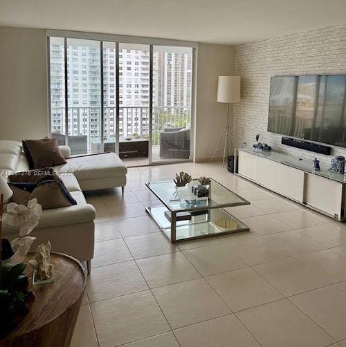 apt-1208w-2801 Ne 183rd St, Aventura, FL, 33160-2131 | Card Image