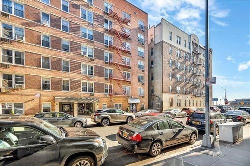 apt-5c-3111 Brighton 2nd St, Brooklyn, NY, 11235-7519 | Card Image