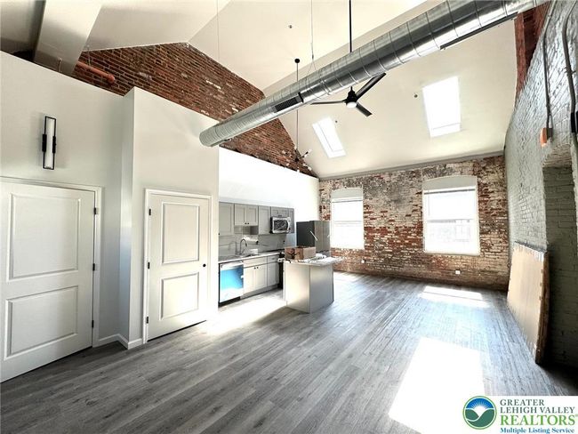 202 - 810 Monocacy St, Condo with 1 bedrooms, 1 bathrooms and null parking in BETHLEHEM PA | Image 12