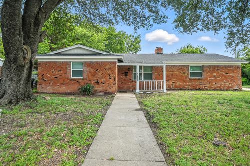 5600 Conroy St, Fort Worth, TX, 76134-2210 | Card Image