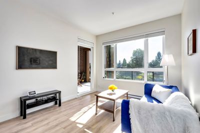 322 - 721 Anskar Crt, Condo with 2 bedrooms, 2 bathrooms and 1 parking in Coquitlam BC | Image 2