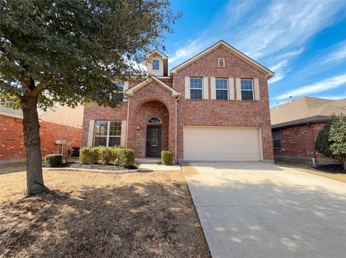 8925 Brook Hill Ln, Fort Worth, TX, 76244-7683 | Card Image