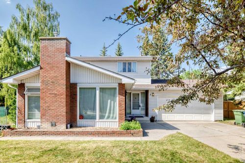 8 Varsdale Pl Nw, Calgary, AB, T3A0G7 | Card Image