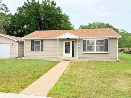 2826 Home St, Sioux City, IA, 51109-1350 | Card Image