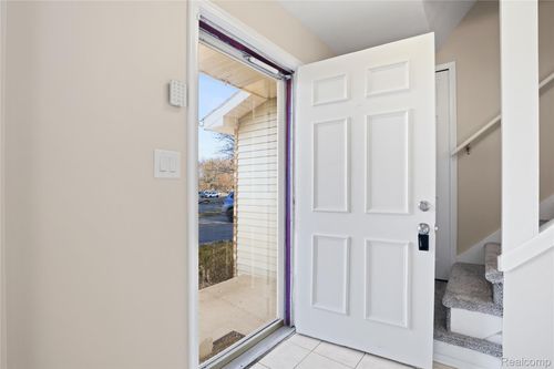 321 Terrace Dr, Flushing, MI, 48433-1930 | Card Image