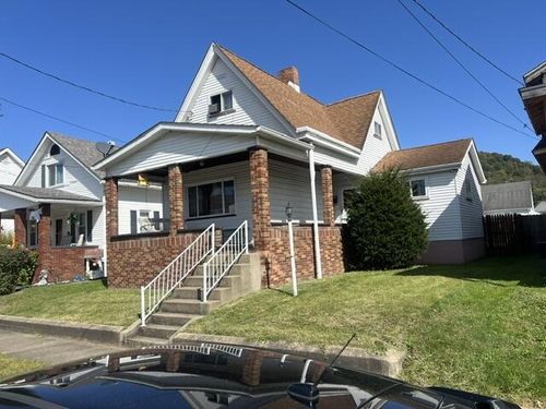 14 Hickory Ave, Moundsville, WV, 26041-1324 | Card Image