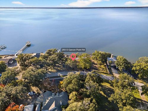 293 S Garcon Point Rd, Milton, FL, 32583-7358 | Card Image