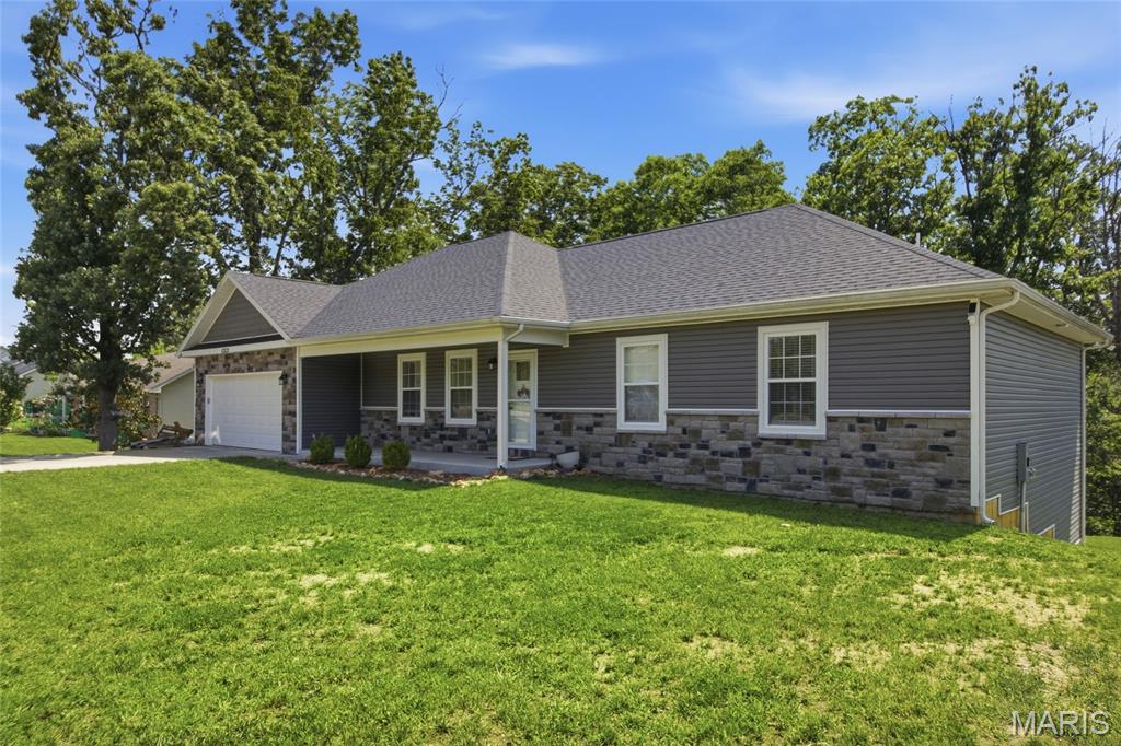 Residential Lease in St Robert 4