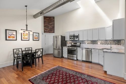 apt-5-20 Moraine St, Belmont, MA, 02478-5000 | Card Image