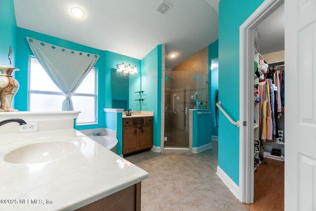 1267 Limpkin Ln, House other with 4 bedrooms, 3 bathrooms and null parking in MIDDLEBURG FL | Image 18