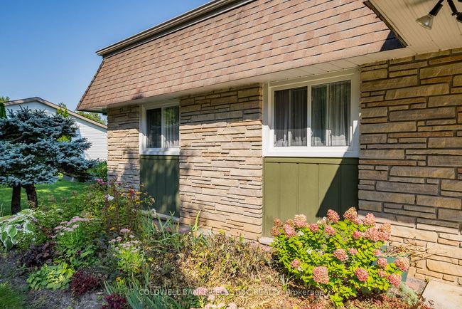 2534 Sherbrooke St W, House other with 3 bedrooms, 3 bathrooms and 4 parking in Cavan Monaghan ON | Image 6