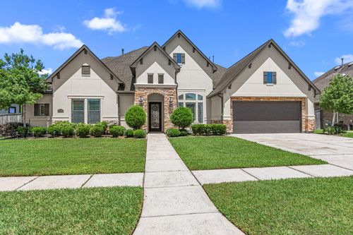 1818 Eagle Creek Dr, Friendswood, TX, 77546-7891 | Card Image