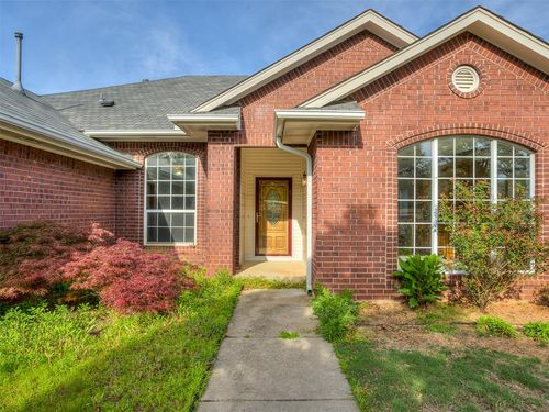 1197 S Choctaw Rd, Choctaw, OK, 73020-7084 | Card Image