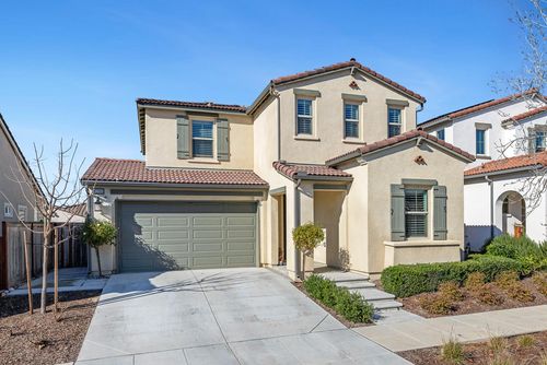 4286 Oak Knoll Rd, Madera, CA, 93636-8073 | Card Image