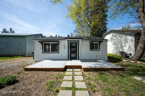 1033 N 1st St, Coeur D Alene, ID, 83814-3101 | Card Image