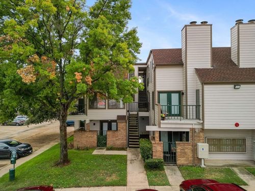 n211-2300 Bamboo Dr, Arlington, TX, 76006-5976 | Card Image