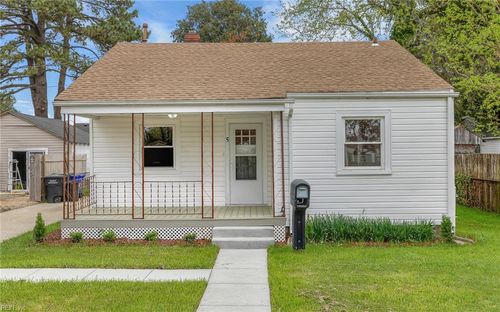 5 Rodgers Pl, Portsmouth, VA, 23702-3108 | Card Image