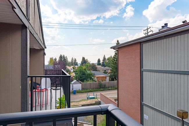 1310 - 13045 6 St Sw, Condo with 2 bedrooms, 1 bathrooms and 1 parking in Calgary AB | Image 22