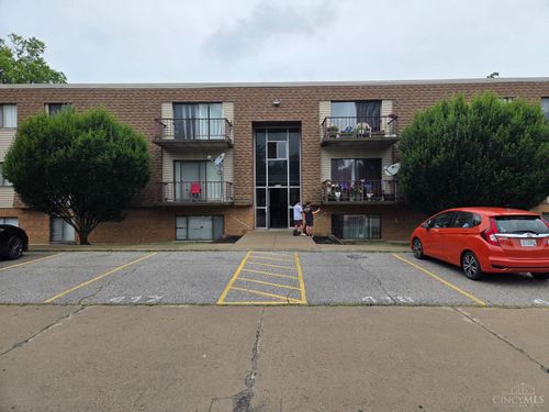 6602 Hearne Rd, Cincinnati, OH, 45248-8402 | Card Image