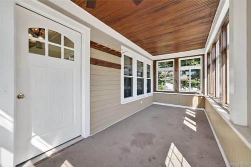 101 Homestead Ave, Maybrook, NY, 12543-1209 | Card Image