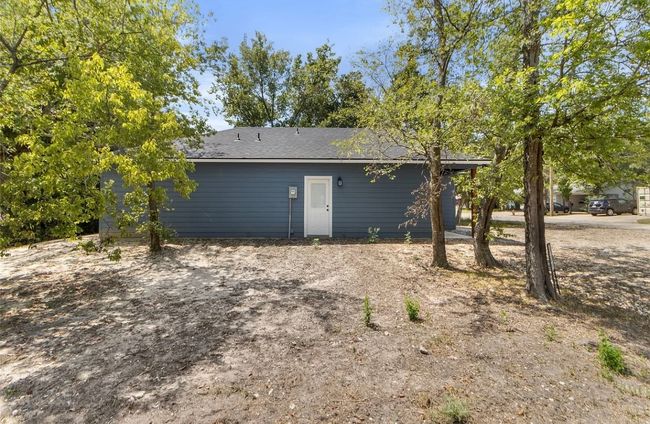 1019 Sw 5 Th St, House other with 3 bedrooms, 2 bathrooms and null parking in Cooper TX | Image 25