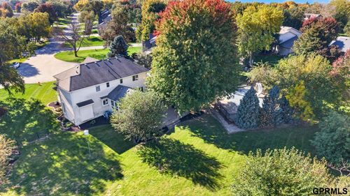 21302 Ridgewood Road Circle, Omaha, NE, 68022 | Card Image