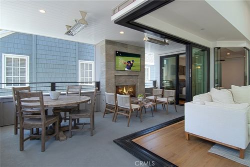 502 1/2 Begonia Ave, Corona del Mar, CA, 92625-2056 | Card Image