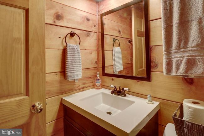 882 Lazy River West Rd, House other with 2 bedrooms, 2 bathrooms and null parking in LURAY VA | Image 25