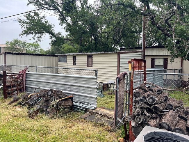 Back of property | Image 9