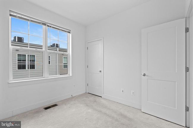 7374 Blade Dr, Townhouse with 3 bedrooms, 4 bathrooms and null parking in FALLS CHURCH VA | Image 34