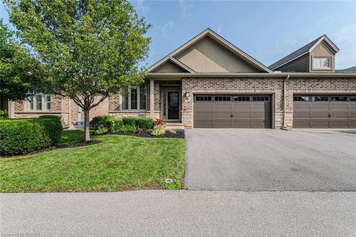 23-30 Cedar St, Paris, ON, N3L0C2 | Card Image