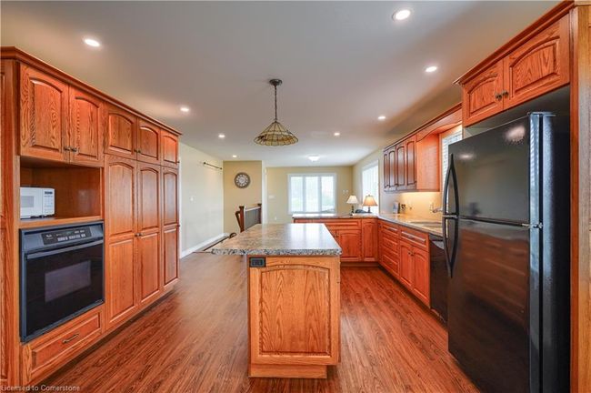 12A Clayton St, House other with 3 bedrooms, 3 bathrooms and 3 parking in Mitchell ON | Image 11