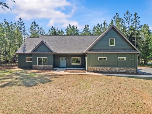 915 Coachmans Trl, West Union, SC, 29696-3630 | Card Image