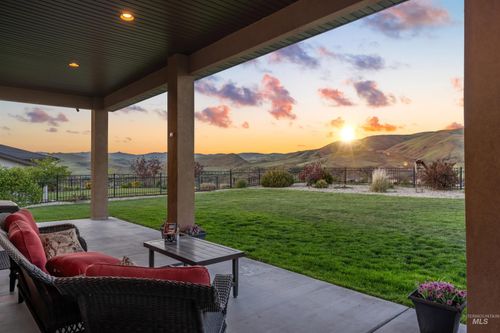 5318 W Parkridge Dr, Boise, ID, 83714-5537 | Card Image
