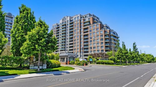 817-350 Red Maple Rd, Richmond Hill, ON, L4C0T5 | Card Image