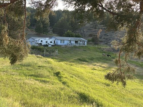27028 Adam Rd, Canyon City, OR, 97820-1103 | Card Image