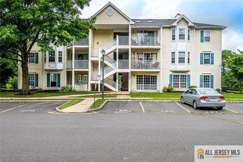 298 Wimbeldon Ct, North Brunswick, NJ, 08902-4226 | Card Image