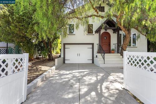 246 Wellington Ave, Concord, CA, 94520-1115 | Card Image