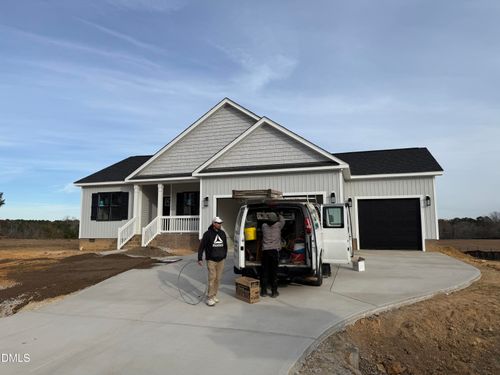 88 Tee Dr, Selma, NC, 27576-2398 | Card Image