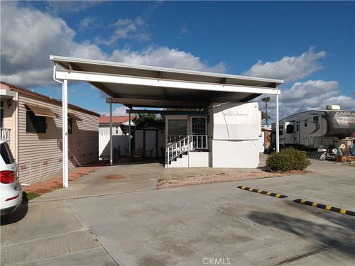 1295 S Cawston Ave, Hemet, CA, 92545 | Card Image