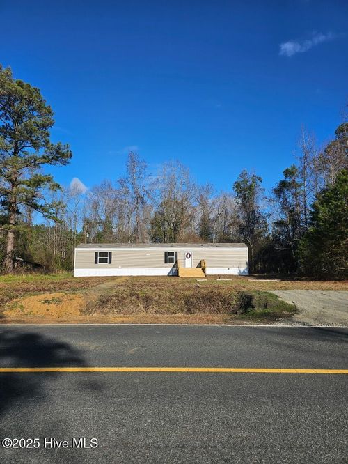 714 Georgia Pacific Road, Whiteville, NC, 28472 | Card Image