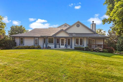 619 Bay View Road, Mukwonago, WI, 53149 | Card Image