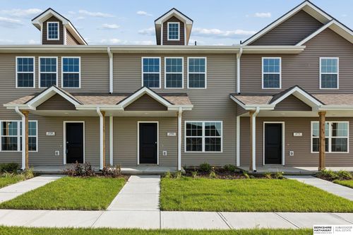 4765 E 21st Ave, Fremont, NE, 68025-2900 | Card Image