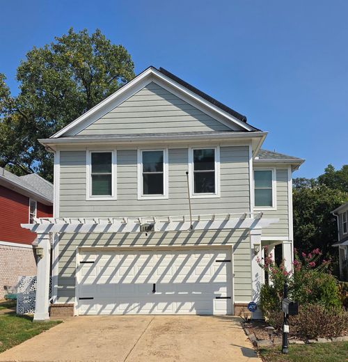 1090 River Isle Dr, Memphis, TN, 38103-8870 | Card Image