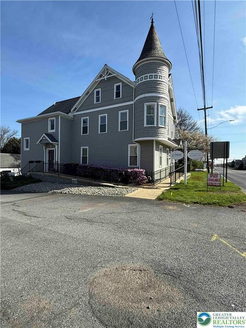 4841 Hamilton Blvd, Wescosville, PA, 18106-9705 | Card Image