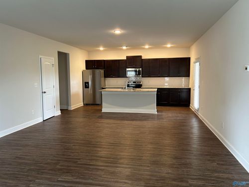 4218 Textile Ln Sw, Huntsville, AL, 35805-5493 | Card Image