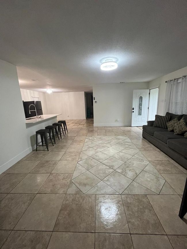 4300 Spring Oak Cir, House other with 3 bedrooms, 1 bathrooms and null parking in Balch Springs TX | Image 6